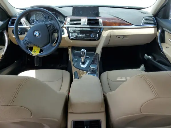 WBA8E1G34HNU18910 2017 BMW 3ER - Image 8