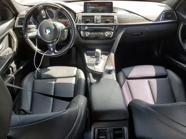 WBA8E1G35HNU16731 2017 BMW 3ER - Image 8
