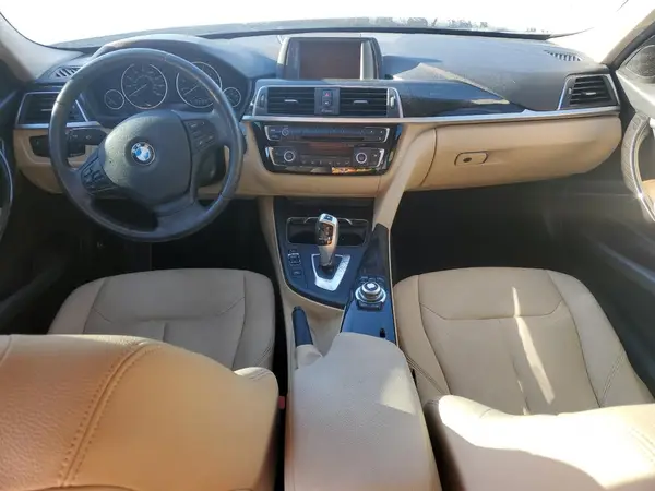WBA8E1G35HNU17684 2017 BMW 3ER - Image 8