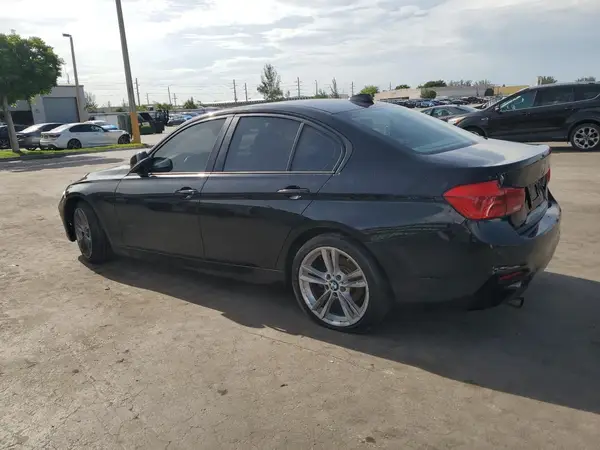 WBA8E1G36HNU16026 2017 BMW 3ER - Image 2