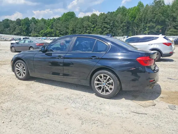 WBA8E1G36HNU16690 2017 BMW 3ER - Image 2