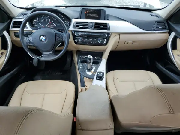 WBA8E1G37HNU16701 2017 BMW 3ER - Image 8