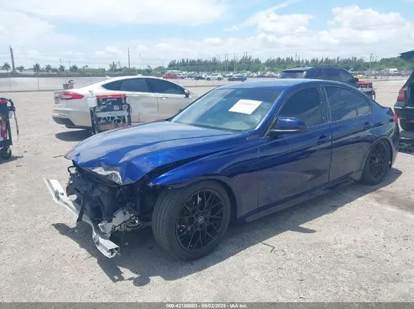 WBA8E1G37HNU16777 2017 BMW 3ER - Image 2