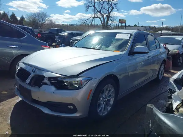 WBA8E1G37HNU17492 2017 BMW 3ER - Image 2