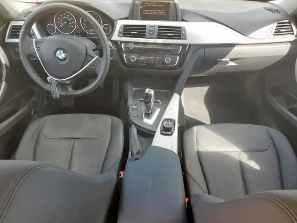 WBA8E1G38HNU17467 2017 BMW 3ER - Image 8