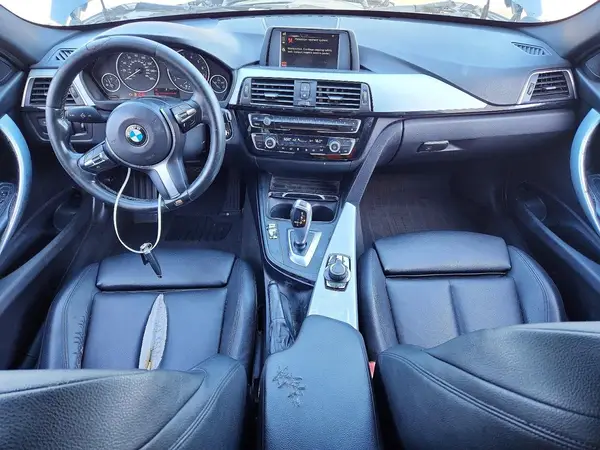 WBA8E1G39HNU15470 2017 BMW 3ER - Image 8