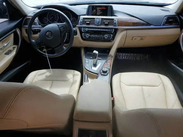 WBA8E1G39HNU15646 2017 BMW 3ER - Image 8