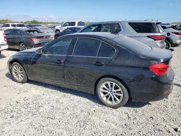 WBA8E1G39HNU16151 2017 BMW 3ER - Image 2