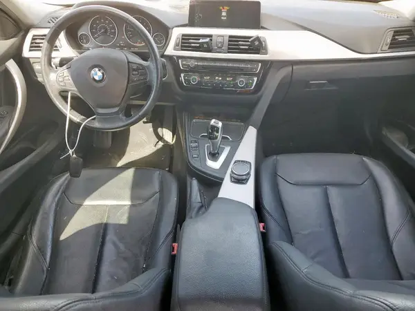WBA8E1G39HNU16151 2017 BMW 3ER - Image 8