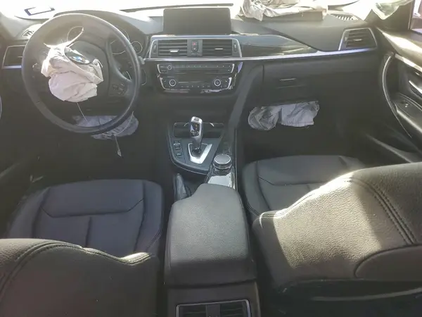 WBA8E1G39HNU17722 2017 BMW 3ER - Image 8