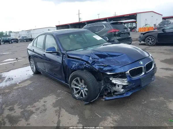 WBA8E1G3XHNU15607 2017 BMW 3ER - Image 1