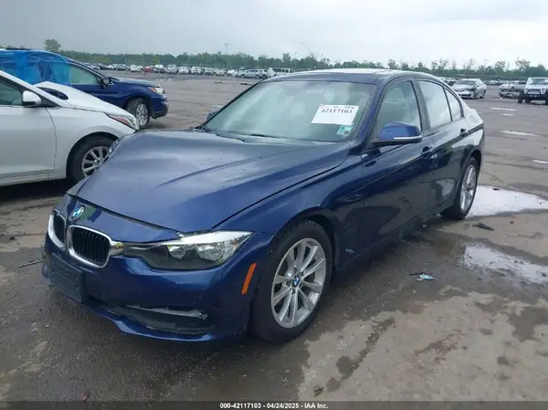 WBA8E1G3XHNU15607 2017 BMW 3ER - Image 2