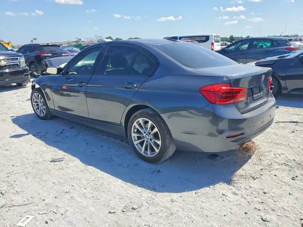 WBA8E1G3XHNU18166 2017 BMW 3ER - Image 2