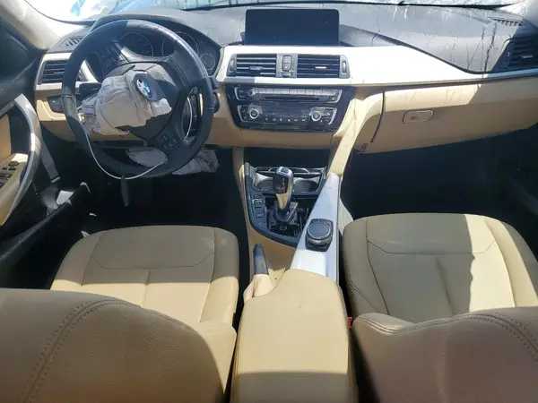 WBA8E1G3XHNU18166 2017 BMW 3ER - Image 8