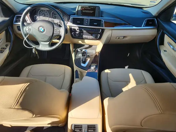 WBA8E1G3XHNU18751 2017 BMW 3ER - Image 8