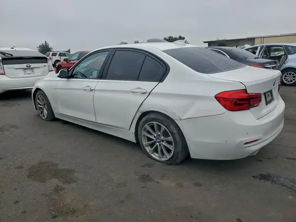 WBA8E1G50GNT34826 2016 BMW 3ER - Image 2