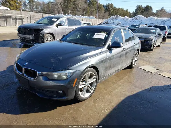 WBA8E1G50GNT36429 2016 BMW 3ER - Image 2