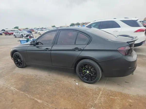 WBA8E1G50GNT37080 2016 BMW 3ER - Image 2