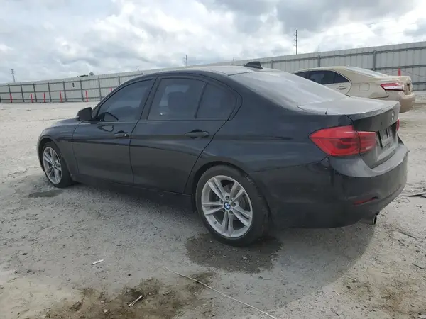 WBA8E1G50GNT37547 2016 BMW 3ER - Image 2