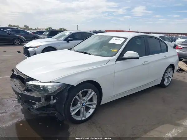 WBA8E1G50GNU10044 2016 BMW 3ER - Image 2