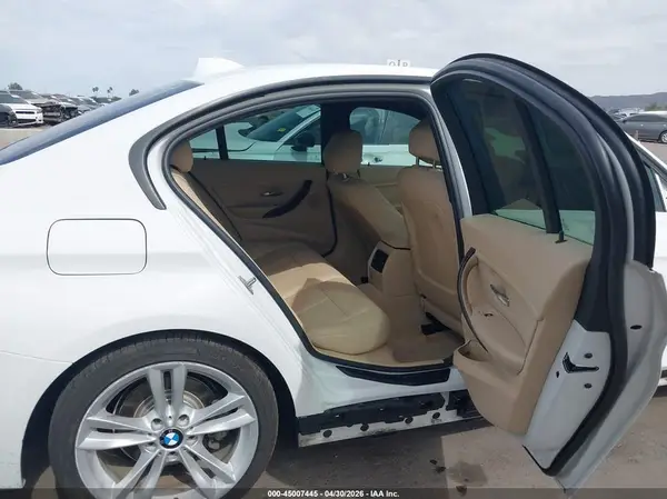 WBA8E1G50GNU10044 2016 BMW 3ER - Image 8