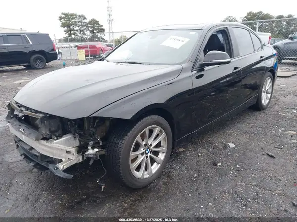 WBA8E1G50GNU10402 2016 BMW 3ER - Image 2