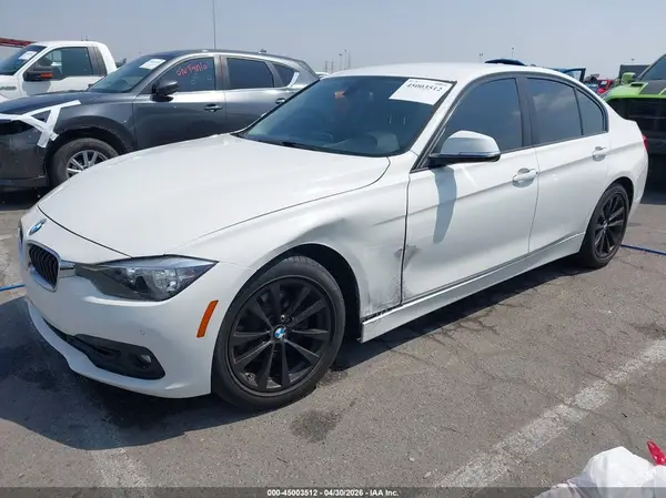 WBA8E1G50GNU10707 2016 BMW 3ER - Image 2
