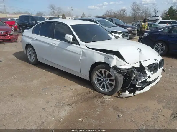 WBA8E1G50HNU12703 2017 BMW 3ER - Image 1