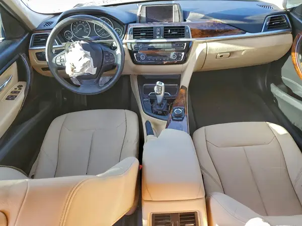WBA8E1G50JNU89576 2018 BMW 3ER - Image 8