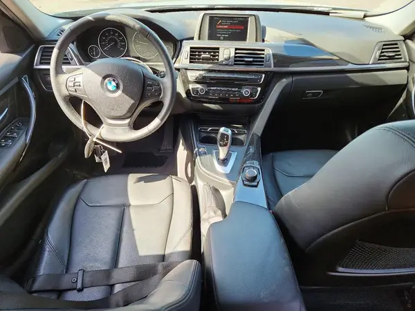 WBA8E1G50JNU90517 2018 BMW 3ER - Image 8