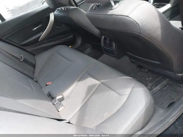 WBA8E1G50JNU90582 2018 BMW 3ER - Image 8