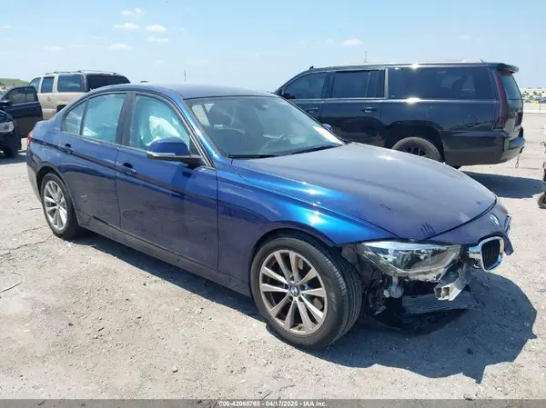WBA8E1G50JNU91361 2018 BMW 3ER - Image 1