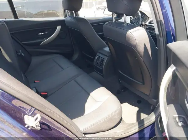 WBA8E1G50JNU91361 2018 BMW 3ER - Image 8