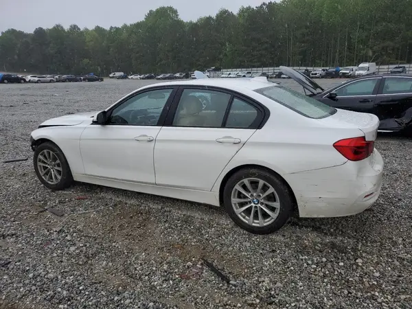 WBA8E1G51GNT35192 2016 BMW 3ER - Image 2