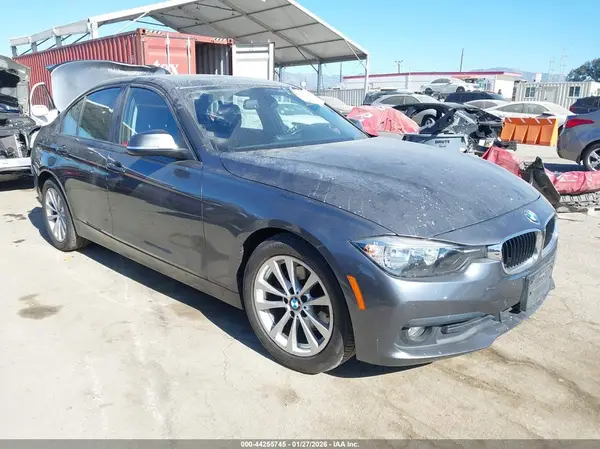 WBA8E1G51GNT37220 2016 BMW 3ER - Image 1