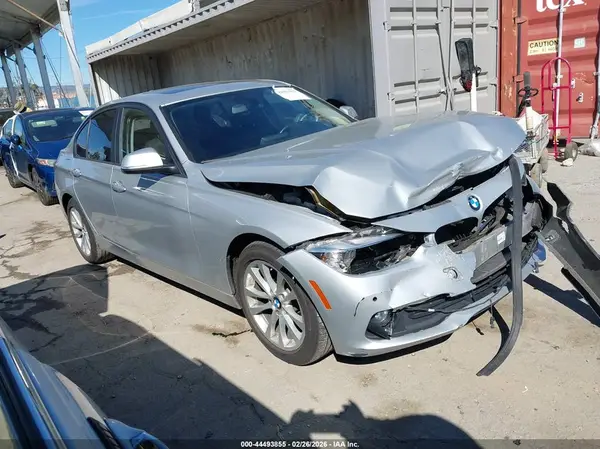 WBA8E1G51GNT38271 2016 BMW 3ER - Image 1