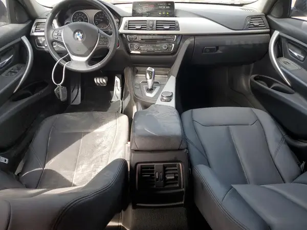 WBA8E1G51GNU11302 2016 BMW 3ER - Image 8