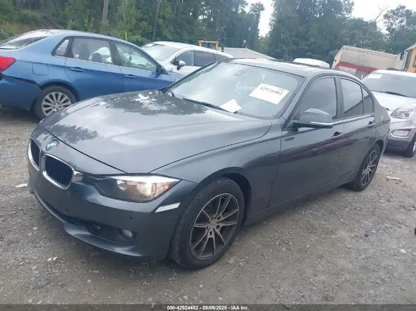 WBA8E1G51GNU11655 2016 BMW 3ER - Image 2