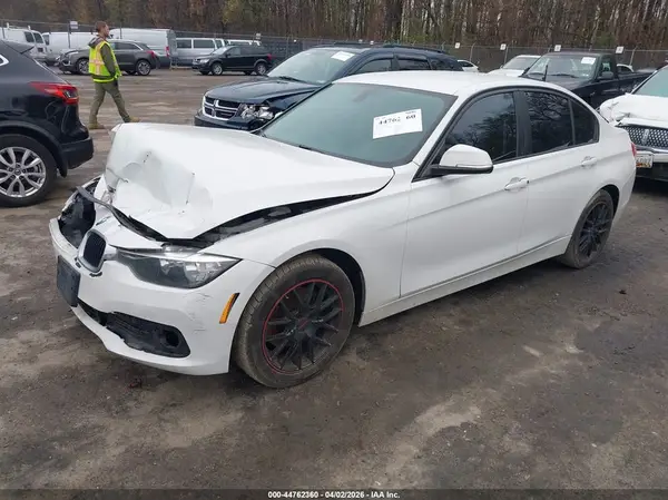 WBA8E1G51GNU11929 2016 BMW 3ER - Image 2