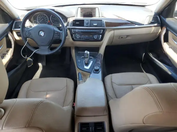 WBA8E1G51HNU12807 2017 BMW 3ER - Image 8