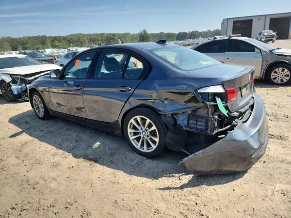 WBA8E1G51HNU13374 2017 BMW 3ER - Image 2