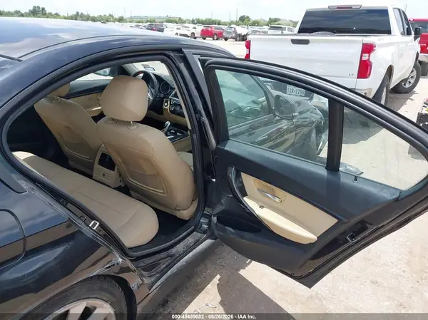 WBA8E1G51JNU89313 2018 BMW 3ER - Image 8