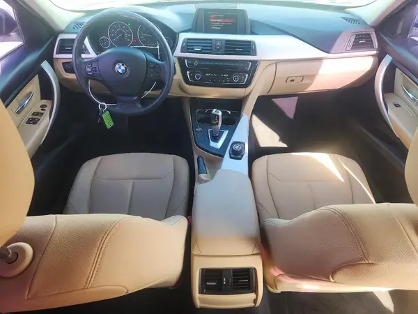 WBA8E1G51JNU90557 2018 BMW 3ER - Image 8