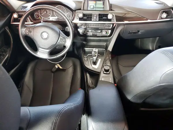 WBA8E1G51JNU91322 2018 BMW 3ER - Image 8