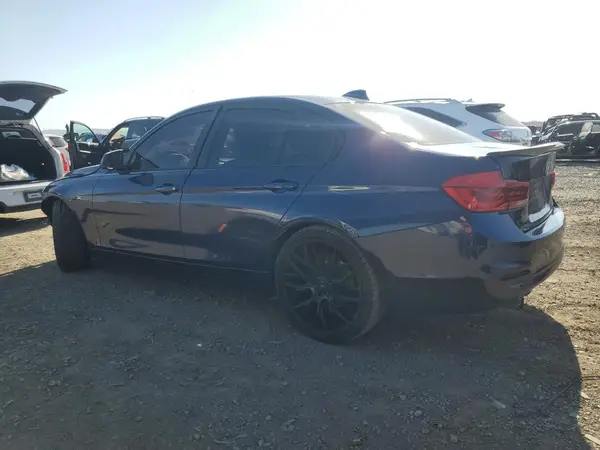 WBA8E1G51JNU91529 2018 BMW 3ER - Image 2