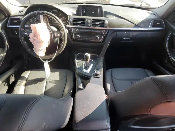 WBA8E1G51JNU91529 2018 BMW 3ER - Image 8