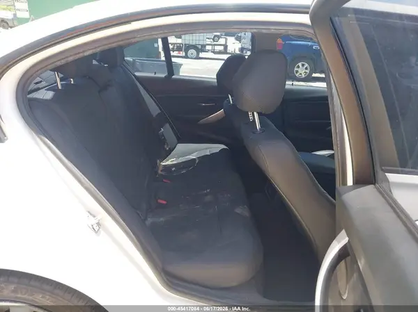 WBA8E1G51JNU92437 2018 BMW 3ER - Image 8
