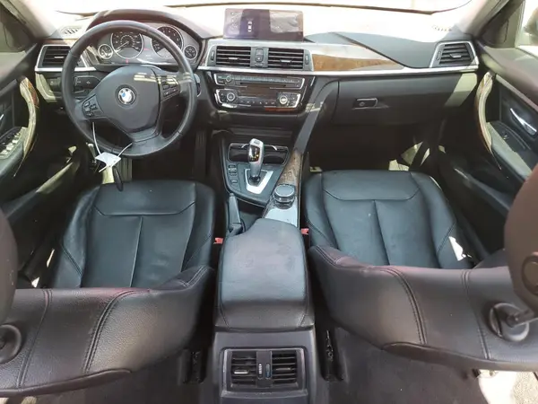 WBA8E1G51JNU93345 2018 BMW 3ER - Image 8