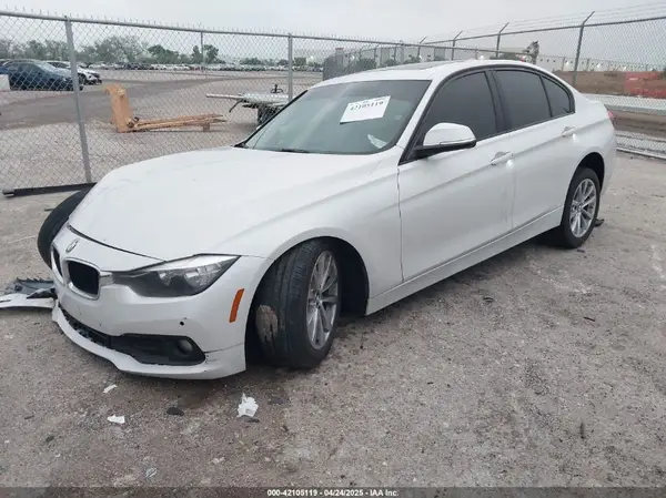 WBA8E1G52GNT38201 2016 BMW 3ER - Image 2