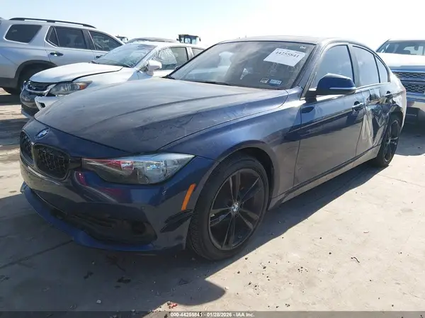 WBA8E1G52GNU12247 2016 BMW 3ER - Image 2